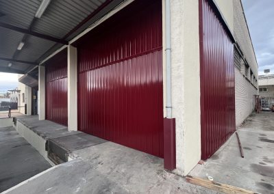 Fachada y portones